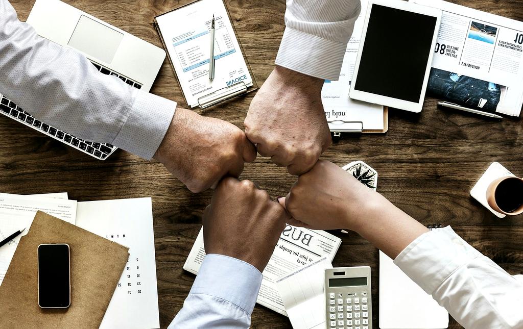 Sesiune de brainstorming pentru idei de business